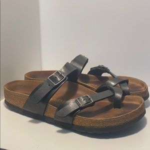 Birkenstock cross toe sandals